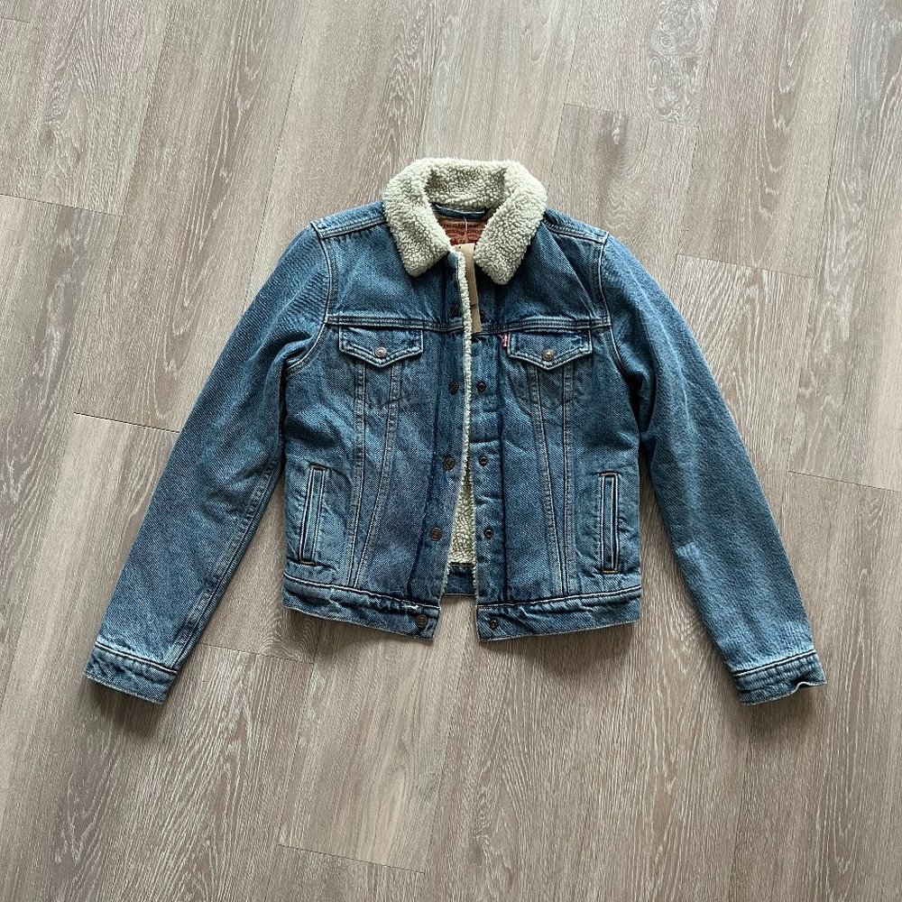 Levi's Original Sherpa Trucker Jacket Size XS NWT